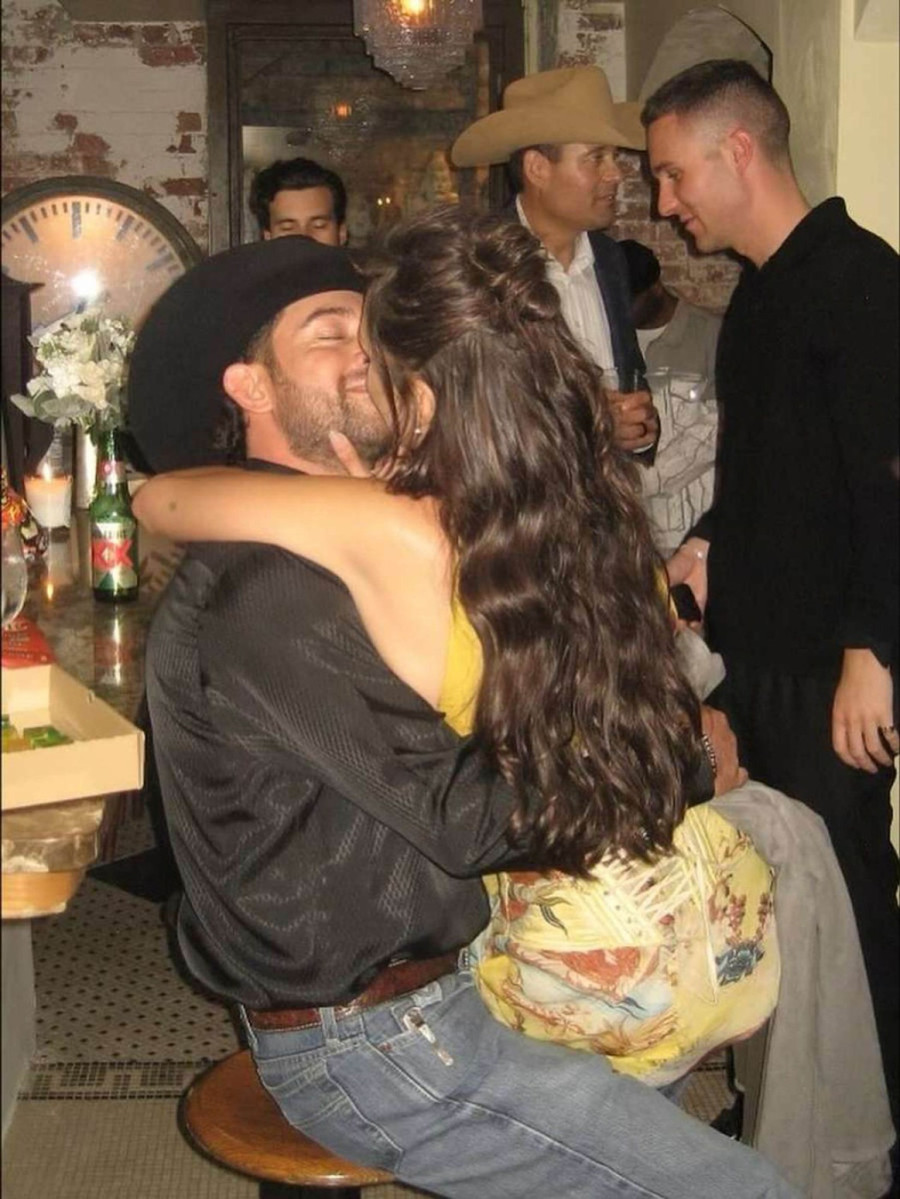 Najlepša manekenka je ponovo solo: Raskinula s kaubojem nakon dve godine veze FOTO