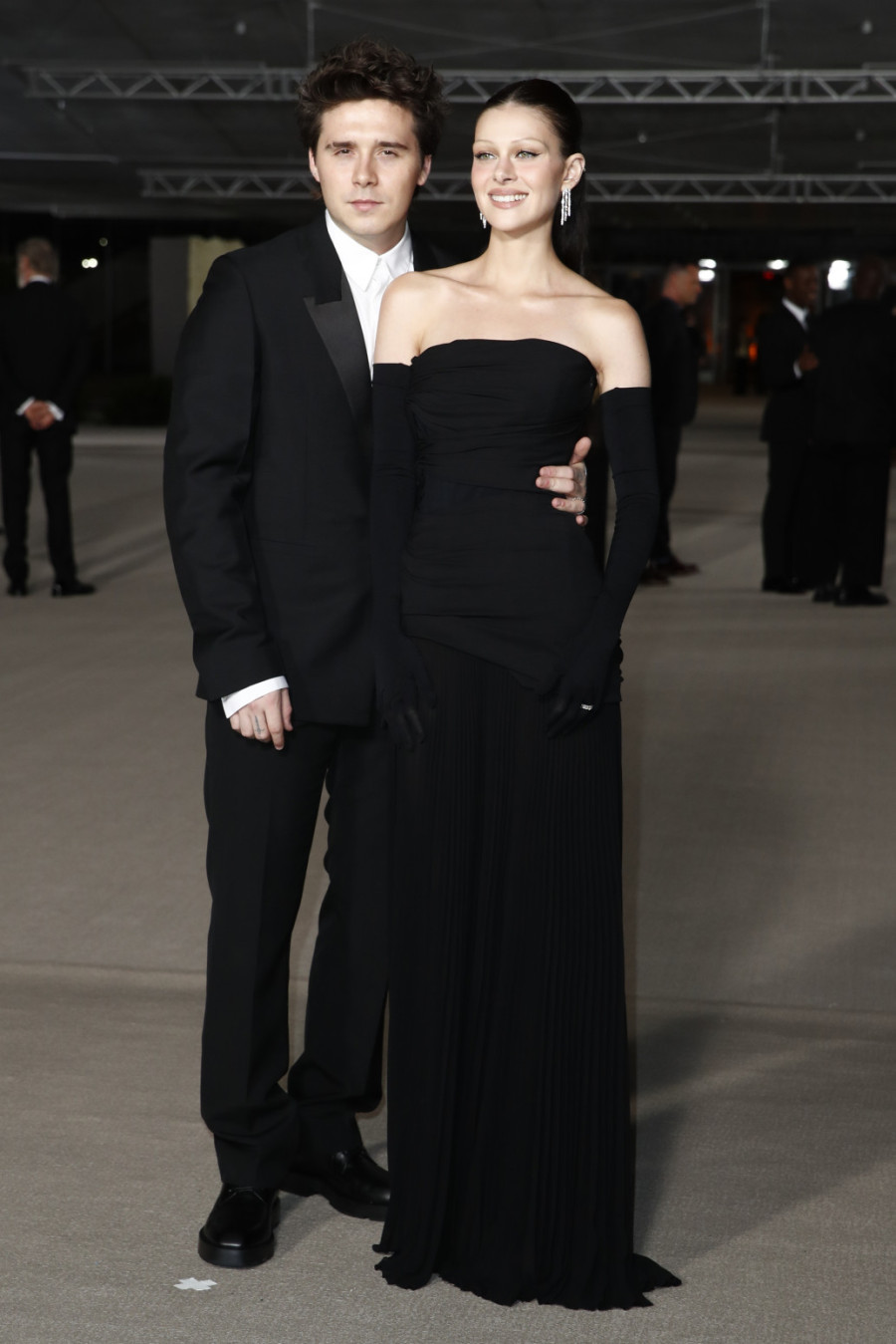 Toples pomrsio konce: Bruklin Bekam objavio intimne fotke svoje žene FOTO