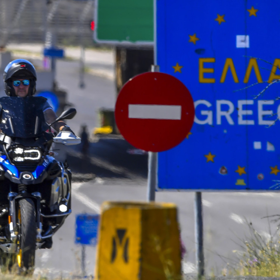 Srbi strahuju od kolapsa na grčkim granicama tokom leta: Pronađeno rešenje za EES sistem?