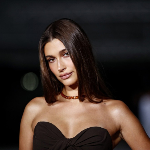 Hejli Biber ih obožava: Usne inspirisane ovim trendom su pravi hit za zimu VIDEO