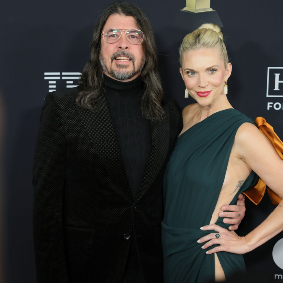 Tako izgleda "osvetnička haljina": Jedan končić sprečava katastrofu FOTO