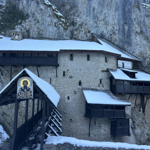 Ovu pravoslavnu svetinju posećuju čak i muslimani: Nestvarne slike sa tromeđe FOTO