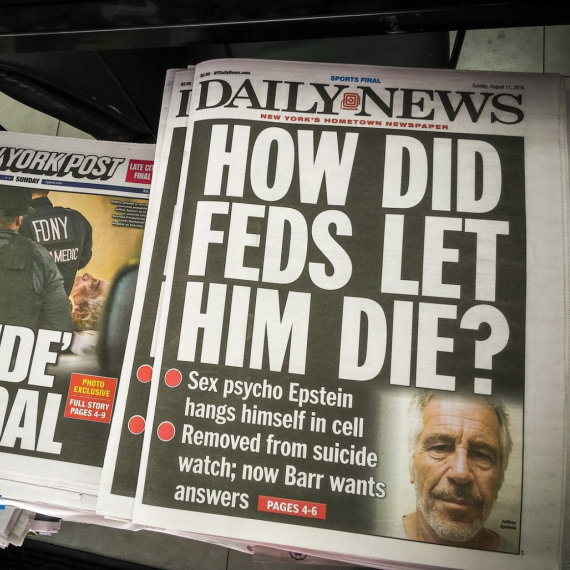 Isplivale jezive fotografije Epstajnove smrti: Svet u šoku FOTO