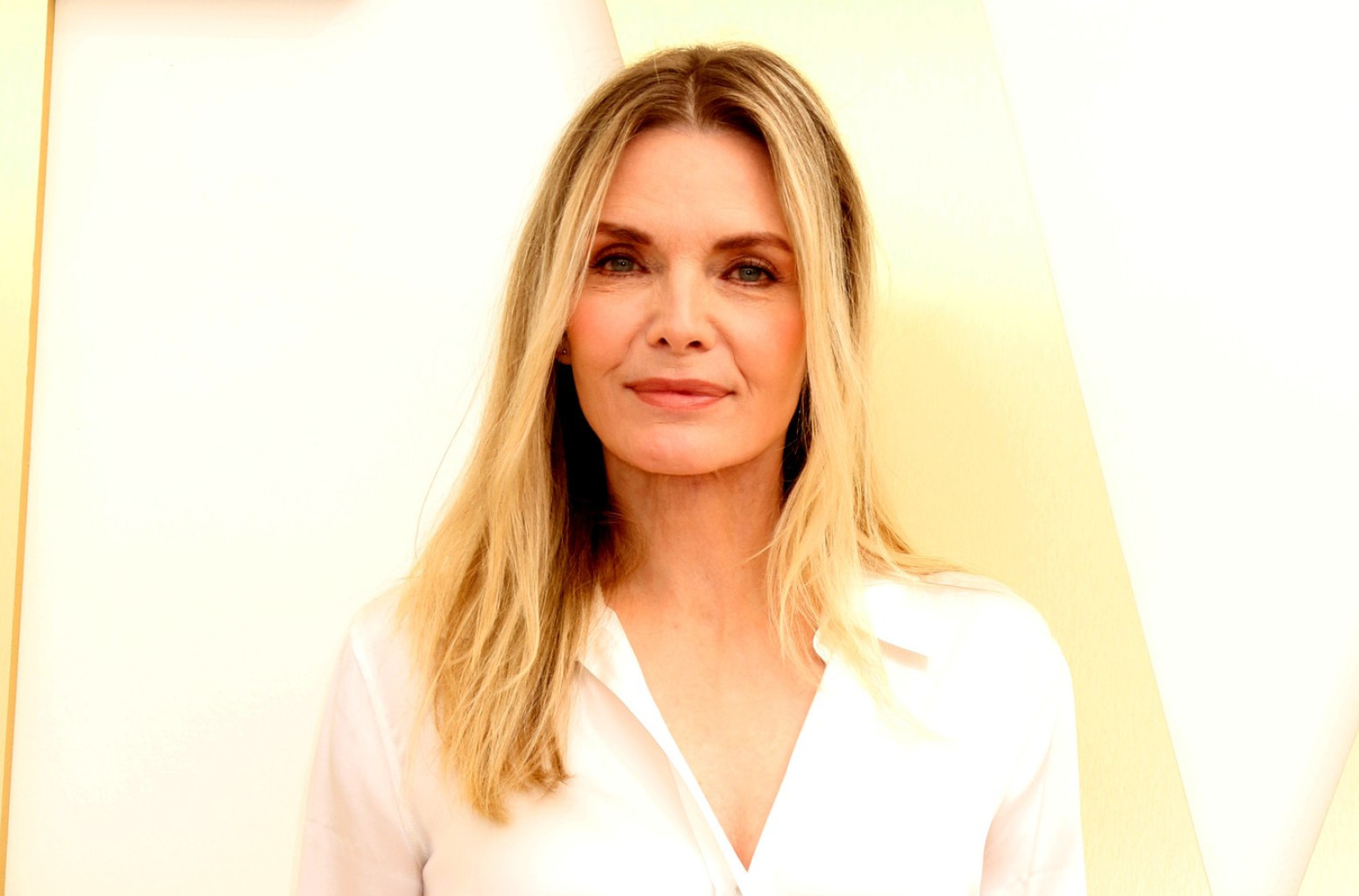 Ne prati trendove i ne mari za godine: Zanosna glumica i u 68. ima najlepše lice Holivuda FOTO