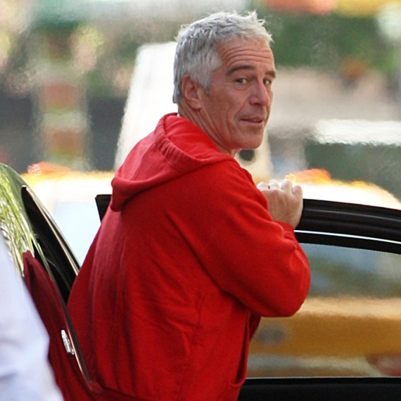 Epstajn naredio da se dve devojke sahrane u blizini ranča: Zadavljene tokom grubog seksa FOTO