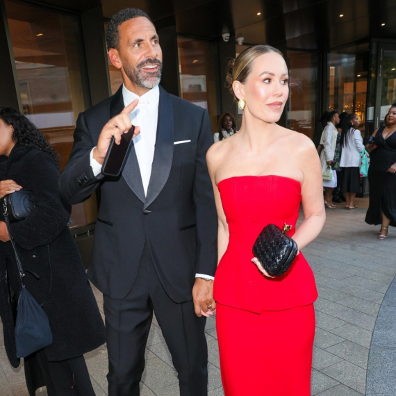 Žena fudbalera uplakana: "Teško mi je u Dubaiju, ne mogu da pričam o tome" VIDEO