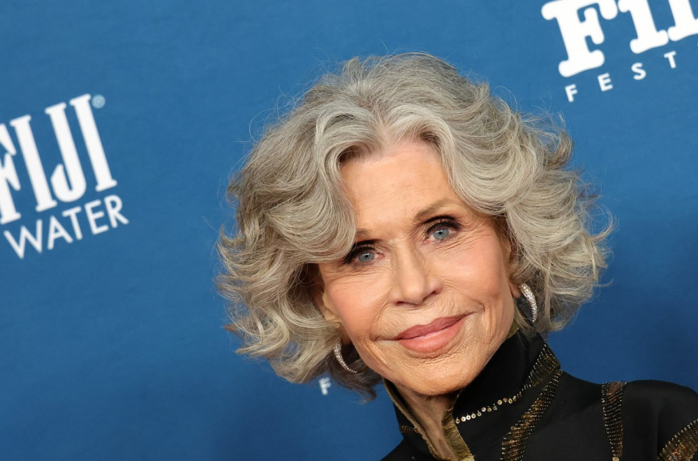 Svi bi da stare kao Džejn Fonda: Izbrisala 30 godina i oduševila na crvenom tepihu FOTO