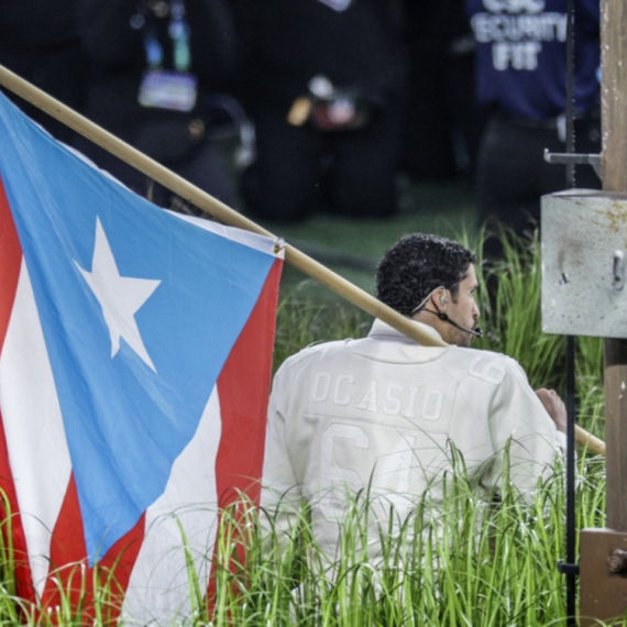 "Bed Banijev nastup je srednji prst ostatku Amerike"