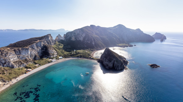 Italijansko ostrvo izgleda kao raj na zemlji: Mnogi nisu ni čuli za njega  FOTO