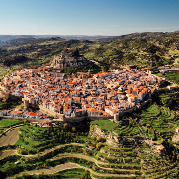 Zidine kriju jednu od najbolje čuvanih tajni Španije: Neverovatan "kameni" grad opčinjave turiste FOTO