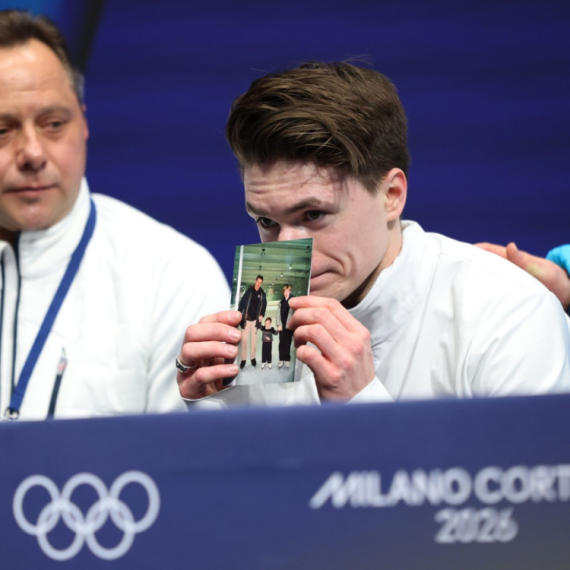 Izgubio roditelje u stravičnoj nesreći, a sada im posvetio Olimpijadu: Ceo svet u suzama VIDEO