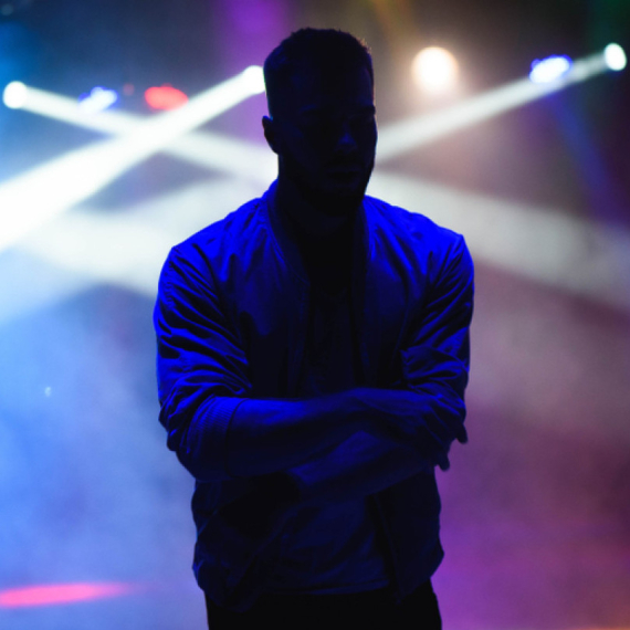 Njegov stajling osvojio je Hrvate, Dora ima svog modnog pobednika FOTO/VIDEO