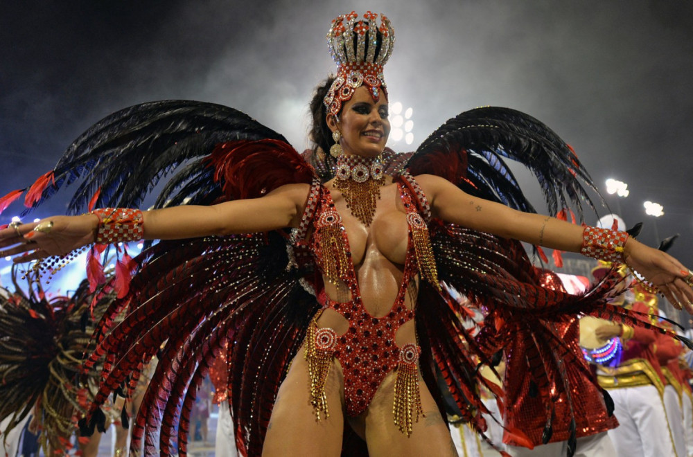 Raskošne obline Brazilki opet osvajaju svet: I niko nije imun na njih FOTO/VIDEO