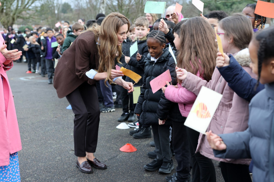 Najudobnije na svetu: Kejt Midlton opet zablistala u cipelama koje će obeležiti godinu FOTO