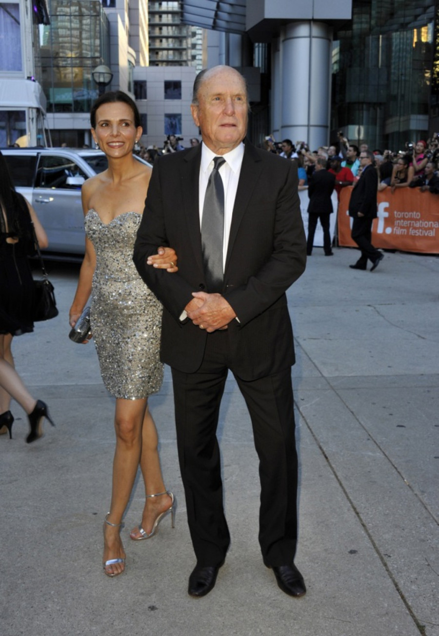 Burne ljubavi i četvrta sreća: Slavni Robert Duval do smrti je voleo 41 godinu mlađu lepoticu FOTO