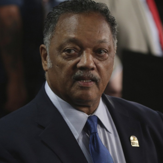 Preminuo Džesi Džekson