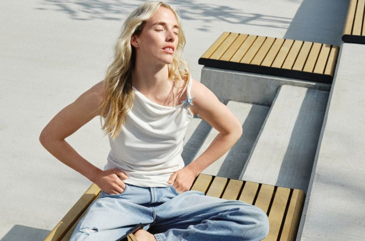 Stilizacije sa ženskim farmerkama Reserved – ideje za svaku priliku