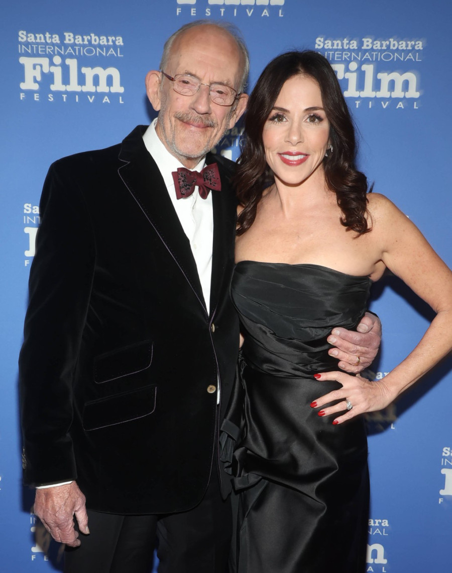 Peti brak sa 32 godine mlađom: Legendarni glumac (87) ne može da sakrije sreću FOTO