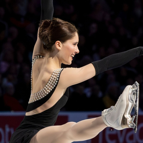 U čast legendarne dive: Da li je ovo najlepši stajling na ledu ZOI 2026? FOTO