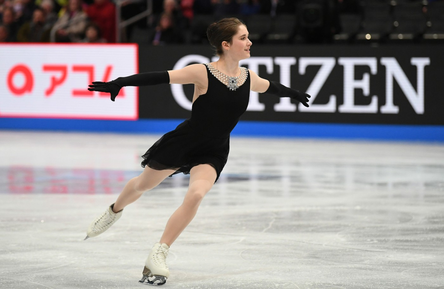 U čast legendarne dive: Da li je ovo najlepši stajling na ledu ZOI 2026? FOTO