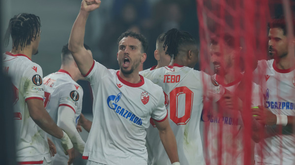 Zvezda pobedila Lila! Stankovićevi "lavovi"; Partizan u glavi VIDEO