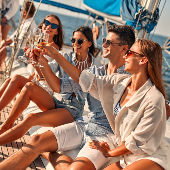 Privilegovano odrastanje: Ove navike imaju ljudi koji su odrasli bez finansijskih briga