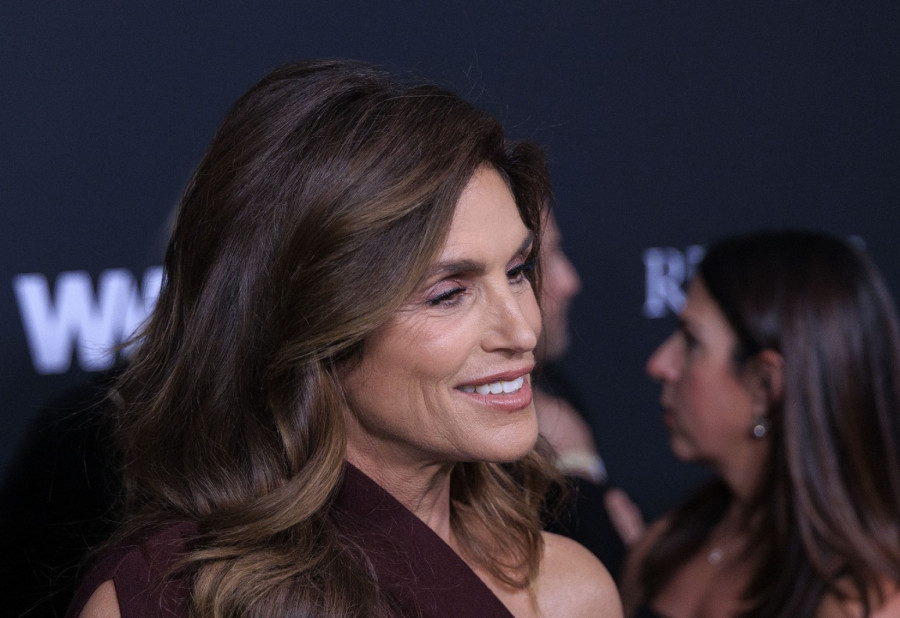 Kako Sindi Kraford izgleda tako dobro sa 60? Evo šta radi svakog dana FOTO