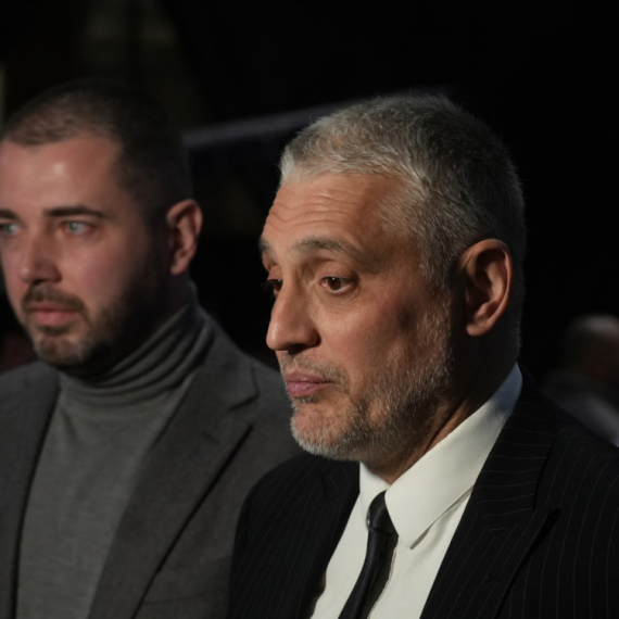 Čedomir Jovanović u policiji nakon incidenta: "Neće mi lomiti kičmu"