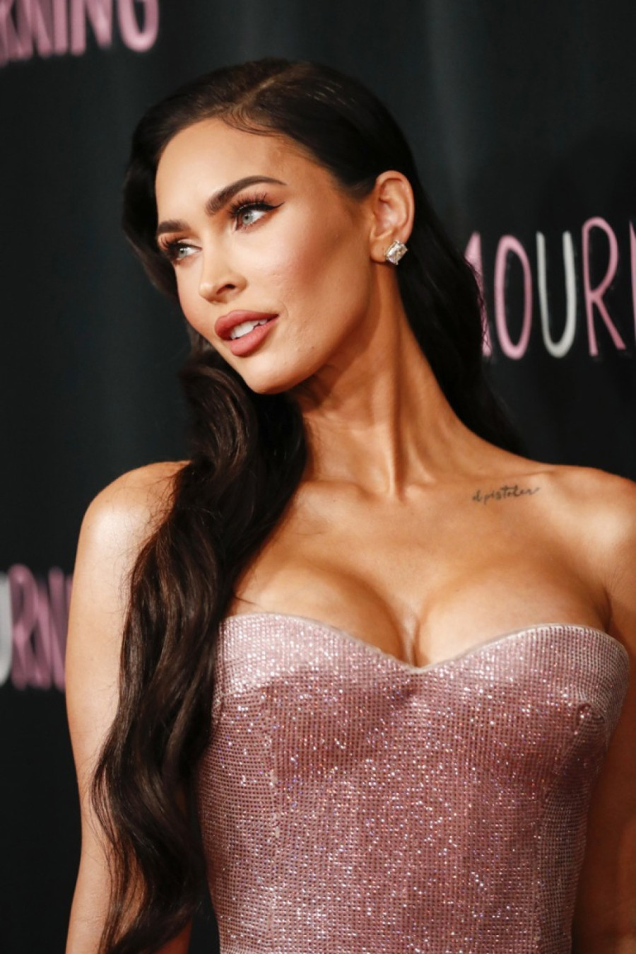 Megan Foks obožava da je u centru pažnje: Ne bih mogla da živim bez slave FOTO