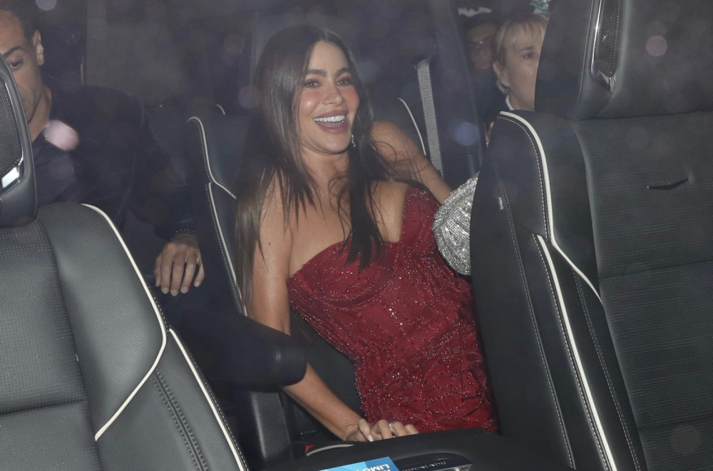 Razgolitila se vatrena Kolumbijka: Savršena zadnjica u prvom planu, muškarcima nije dobro FOTO