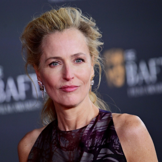 "Skali" oduševila u haljini srpske dizajnerke: Nikad lepše nije izgledala FOTO