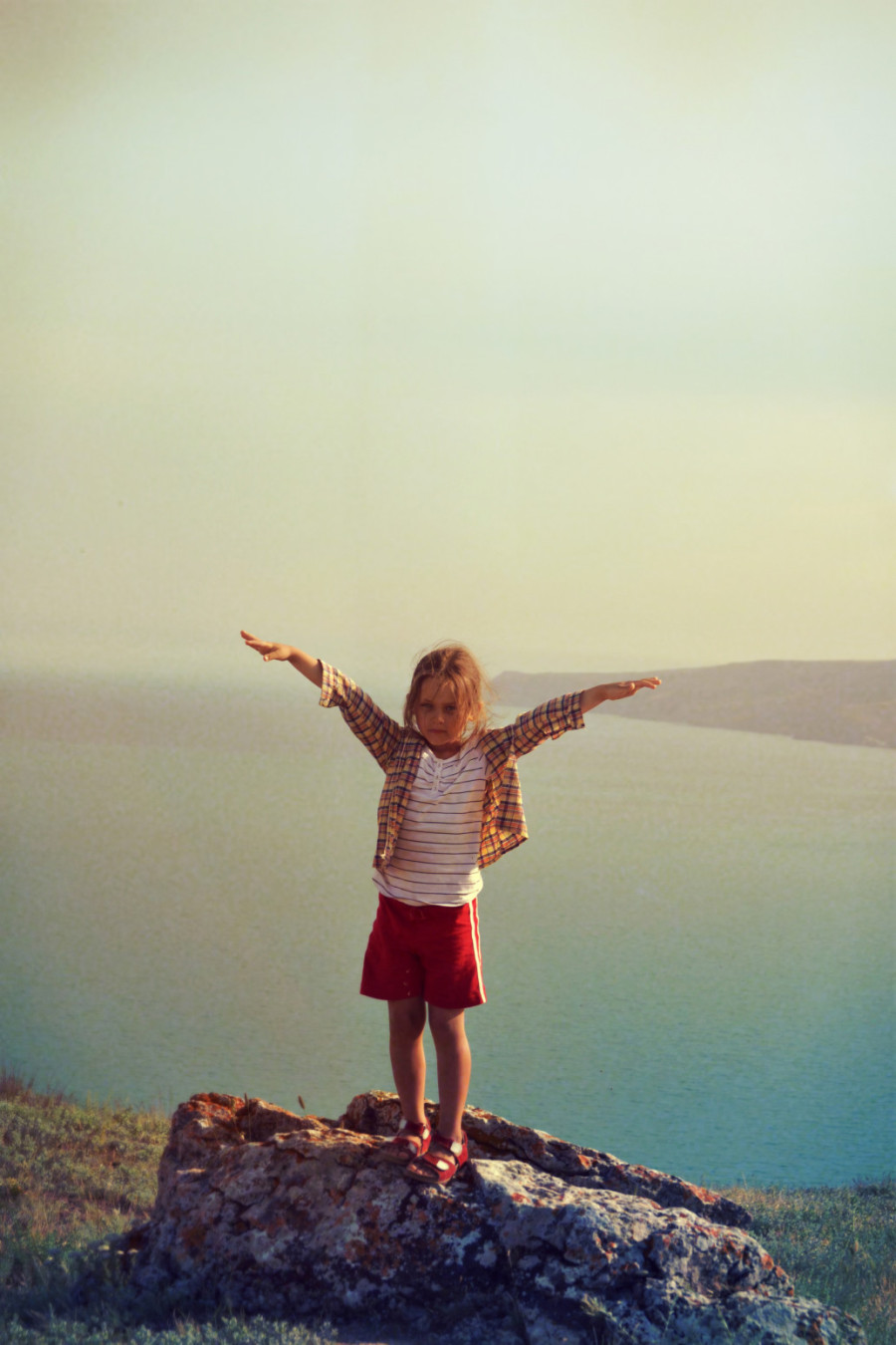 90-e popularnije nego ikad: Novi roditeljski trendovi inspirisani su nostalgijom FOTO