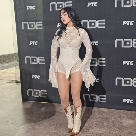 Učesnica PZE ponela kombinaciju koja savršeno dočarava njenu pesmu FOTO