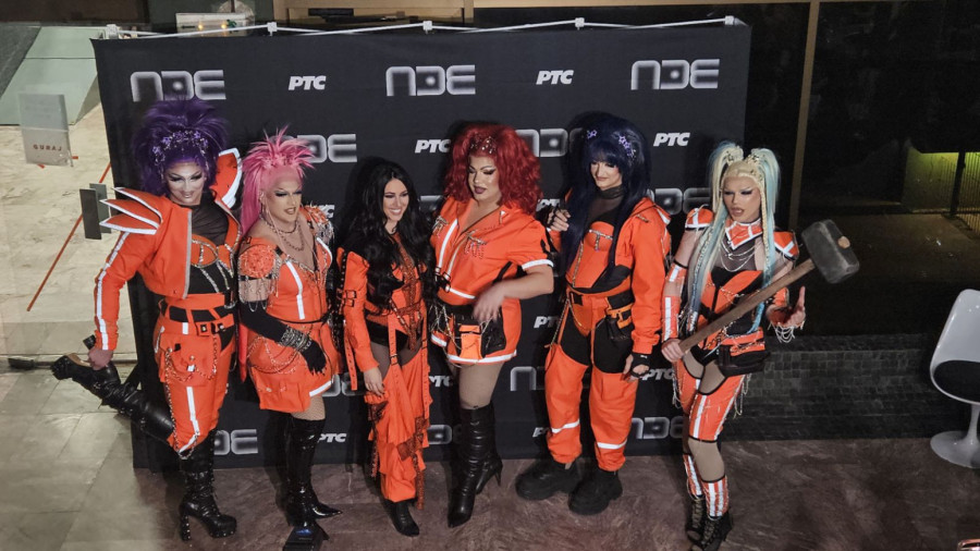 Harem Girls do pobede! FOTO