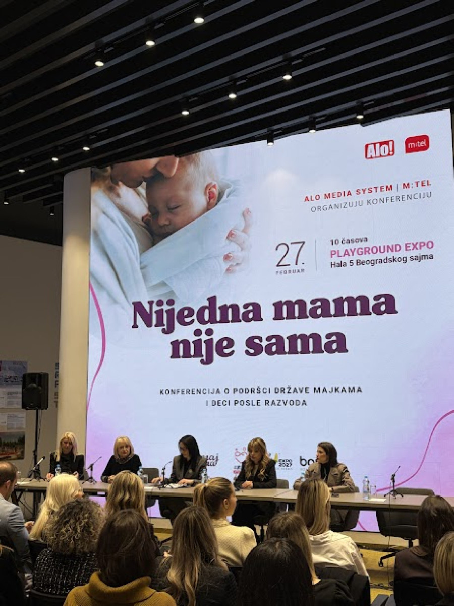 Nijedna mama nije sama: Podrška države majkama i deci nakon razvoda FOTO