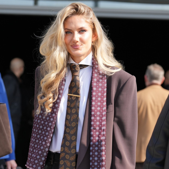 Vratila se najzgodnija sportistkinja sa OI i sa sobom donela smelo izdanje FOTO