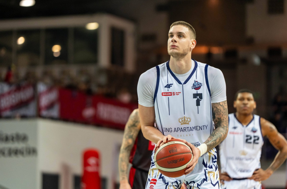 Bivši igrač Crvene zvezde verio poznatu Hrvaticu FOTO/VIDEO