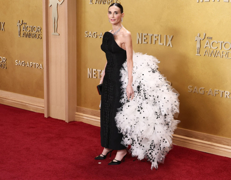 Ljudi ne veruju šta se dešava sa Demi Mur: Izdanje za čistu desetku, ali ona... FOTO/VIDEO