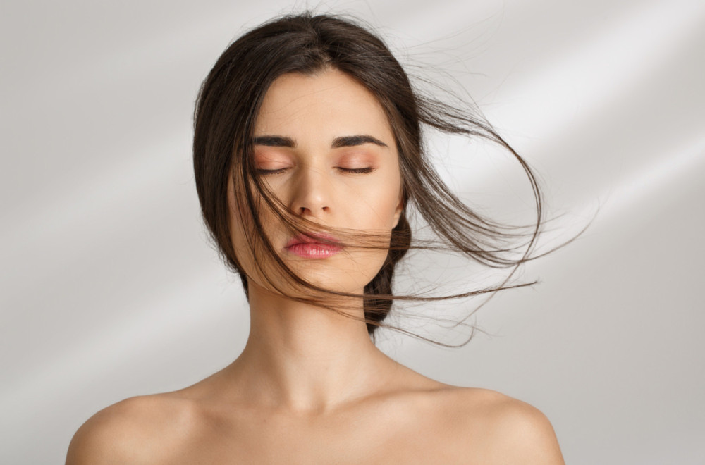 Savremeni standardi lepote i kako ih prilagoditi sopstvenom identitetu