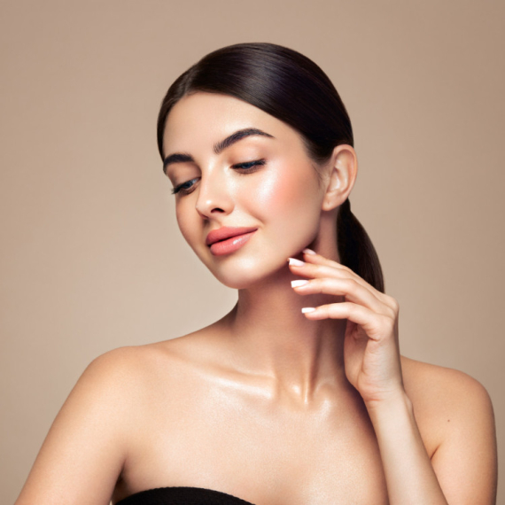 Savremeni standardi lepote i kako ih prilagoditi sopstvenom identitetu