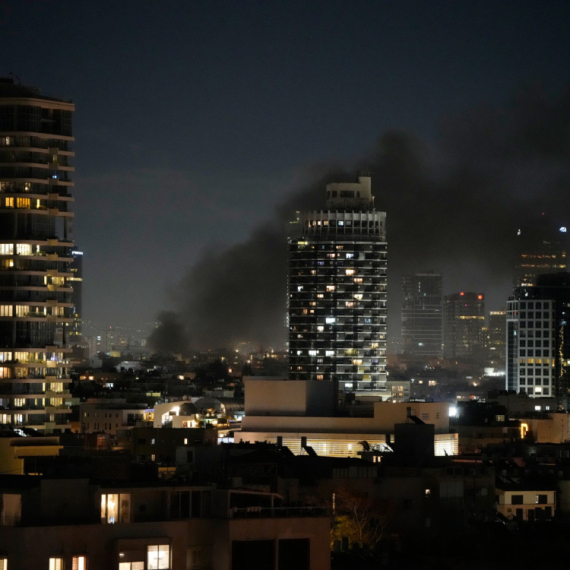 Otvaraju aerodrom u grotlu napada: Putovaće po jedan let