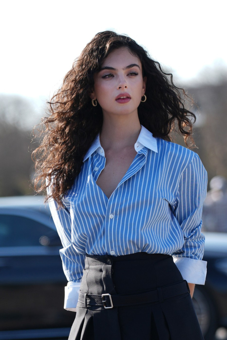 Prava mamina lepotica: Prelepa ćerka Monike Beluči blista u šik kombinaciji FOTO