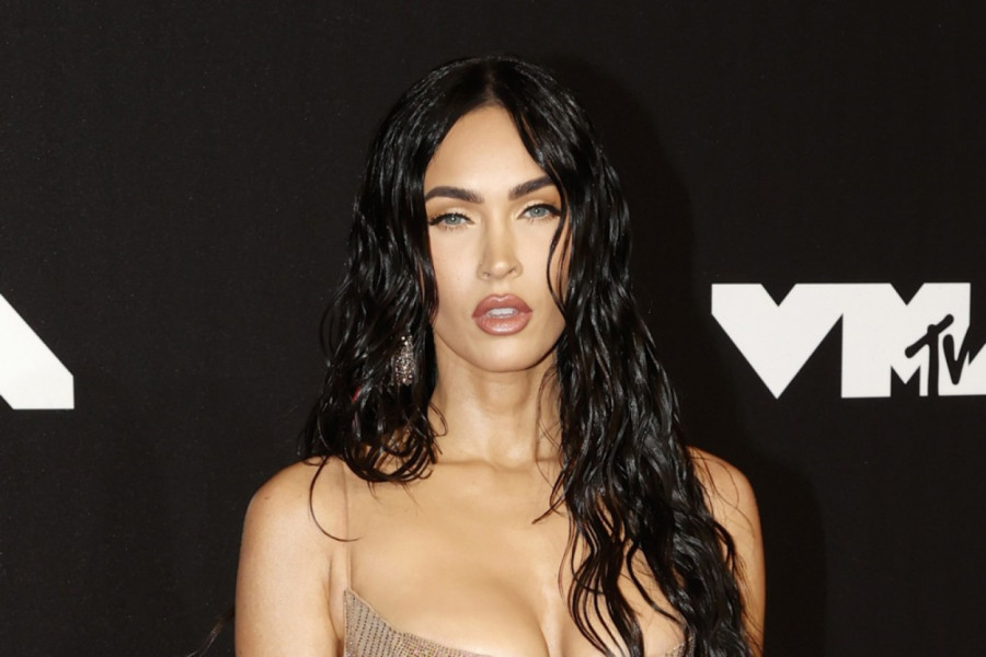 Nije čudo što je svi muškarci žele: Vrela objava Megan Foks srušila je mreže FOTO