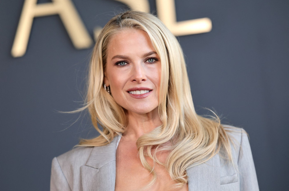 Pogledajte dobro, ima 50 godina: Gospode, daj mi neki lek da starim kao ova žena FOTO/VIDEO