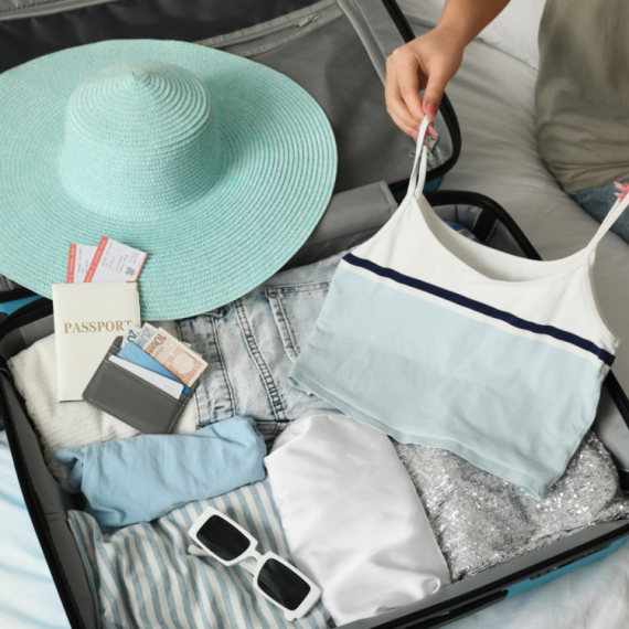 Viralna "sudoku metoda" zauvek menja način na koji pakujete odeću za putovanje FOTO/VIDEO