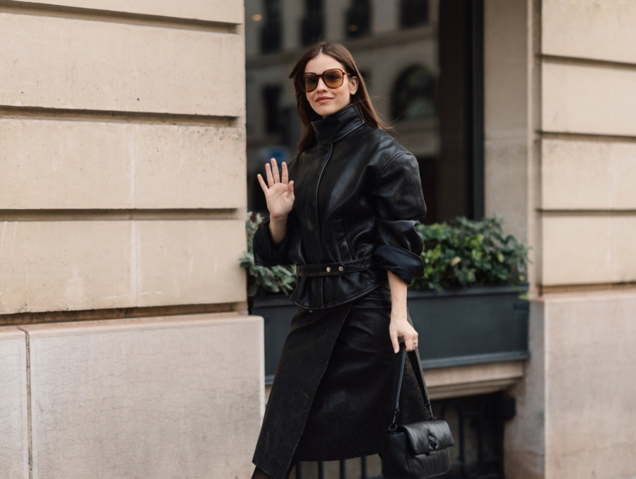 Zanosna Mađarica opet zavodi: Svi su gledali njeno vitko telo FOTO