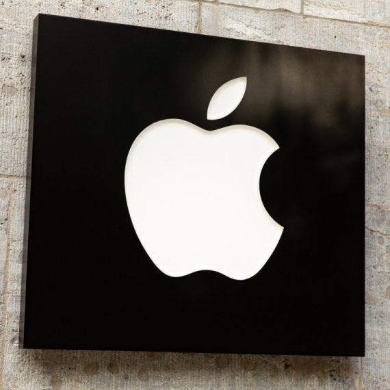 Zaboravite na iPhone Fold: Apple sprema "Ultra" iznenađenje koje menja sve