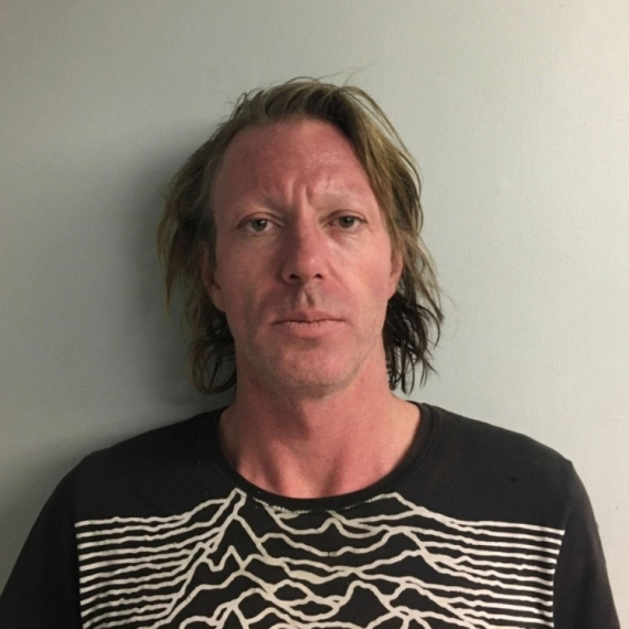 Sin pevačice Šer dva puta uhapšen u nedelju dana: Optužen za provalu i napad FOTO