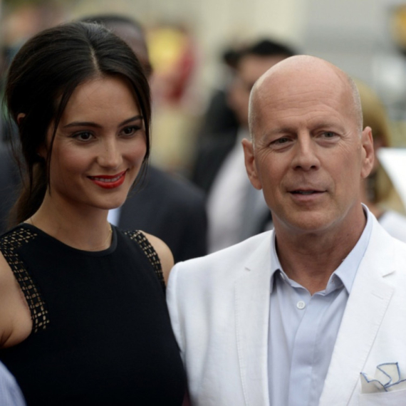 Ema Heming preduzela važan korak zbog Brusa Vilisa: "Bio bi ponosan"