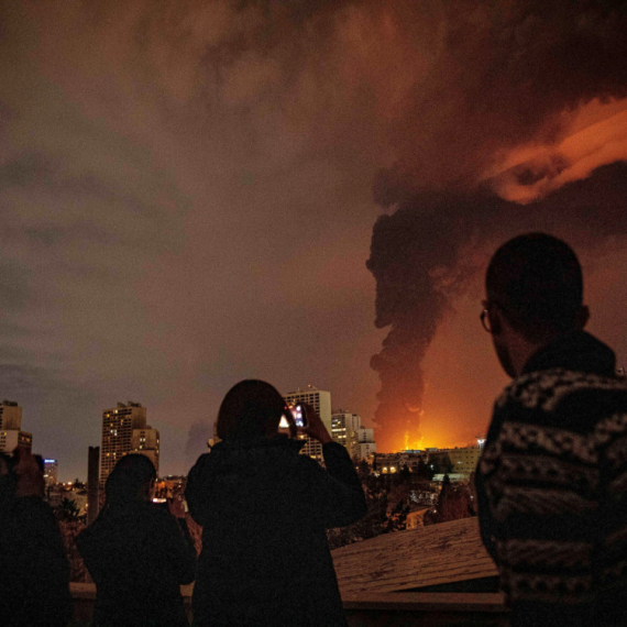 Iran napao aerodrom u Kuvajtu; Pogođena rafinerija u Iraku; Liban pred istorijskim ultimatumom FOTO/VIDEO